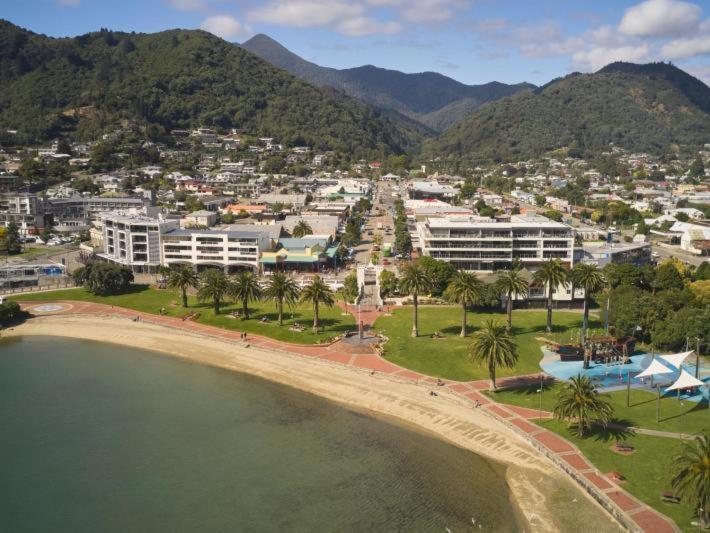 Pohutukawa Apartment Picton Exterior foto